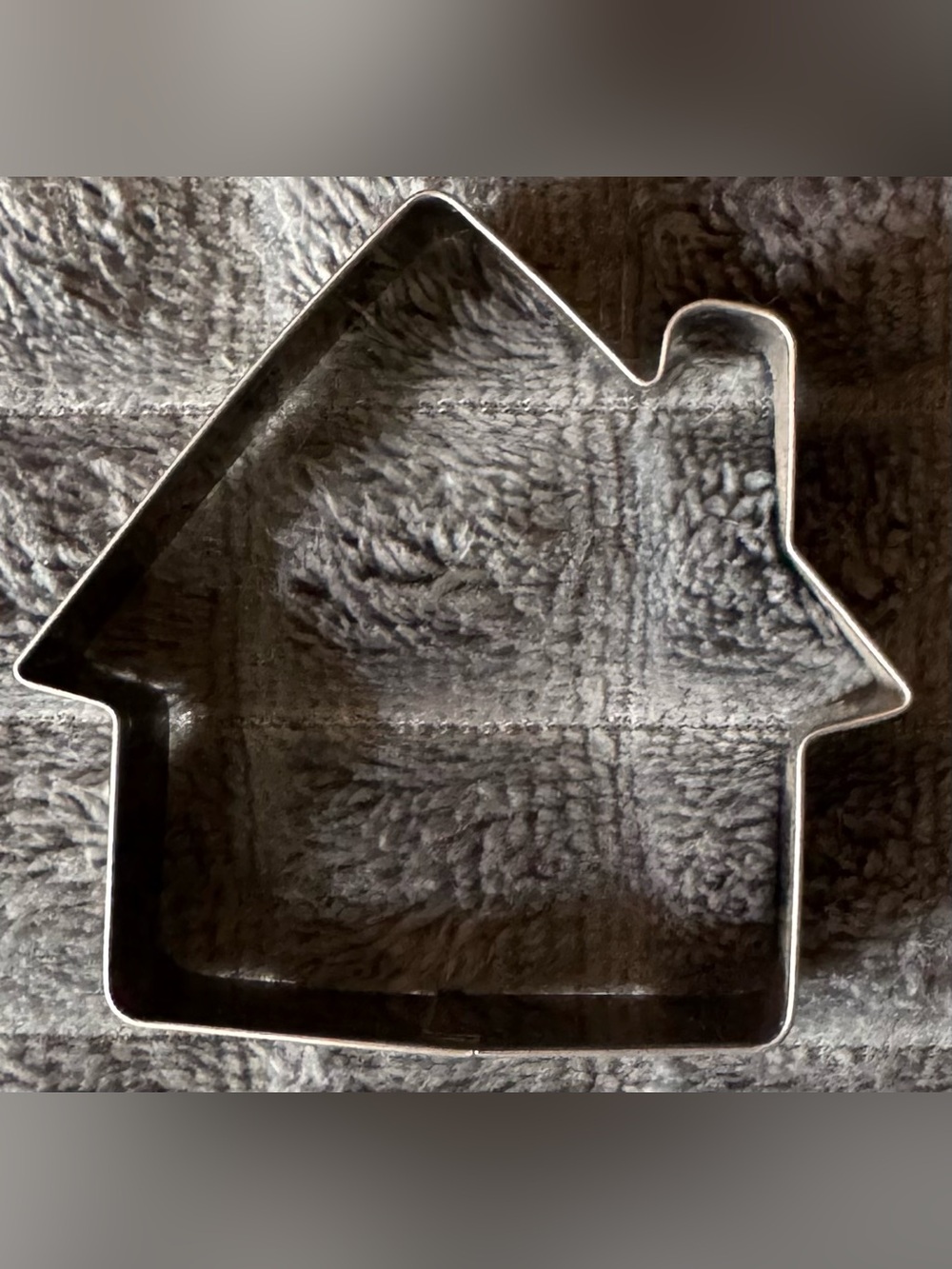3/$15 House Shaped Cookie Cutter Kitchen Gifts Realtor Cookies Baking